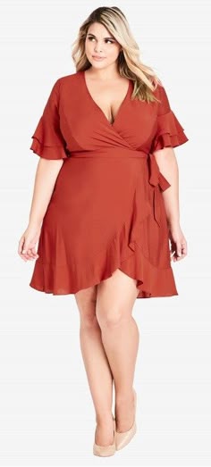 Plus-Size Wedding Guest Dresses with Sleeves – Elegant & Flattering