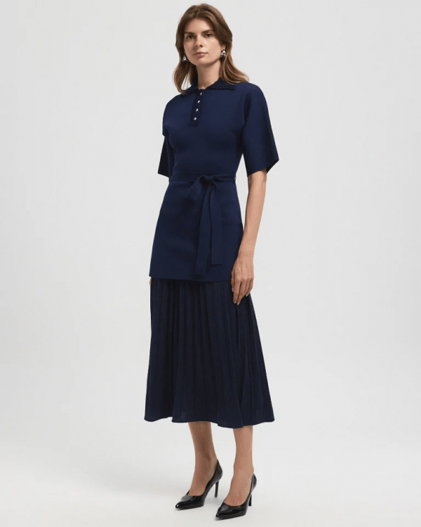 Layered Pleated Midi Dress – Flowy & Sophisticated Style